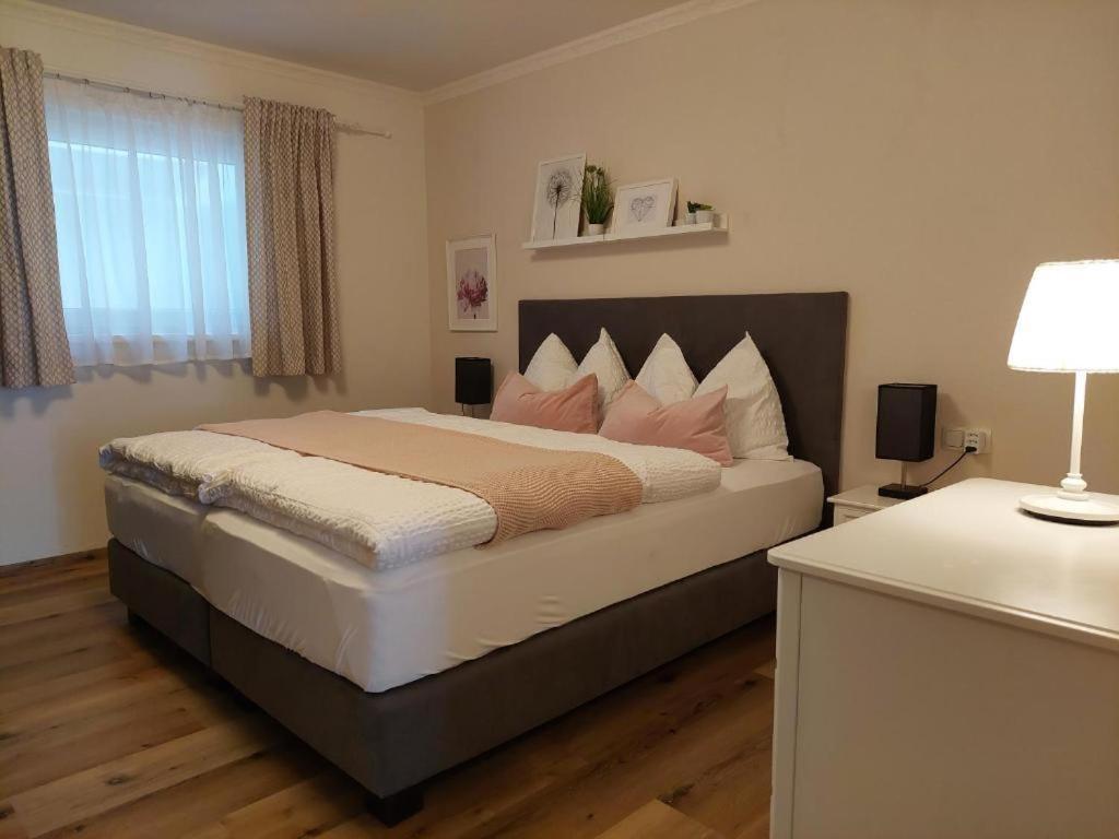 Appartamento Haus Adrian Wald am Arlberg Esterno foto