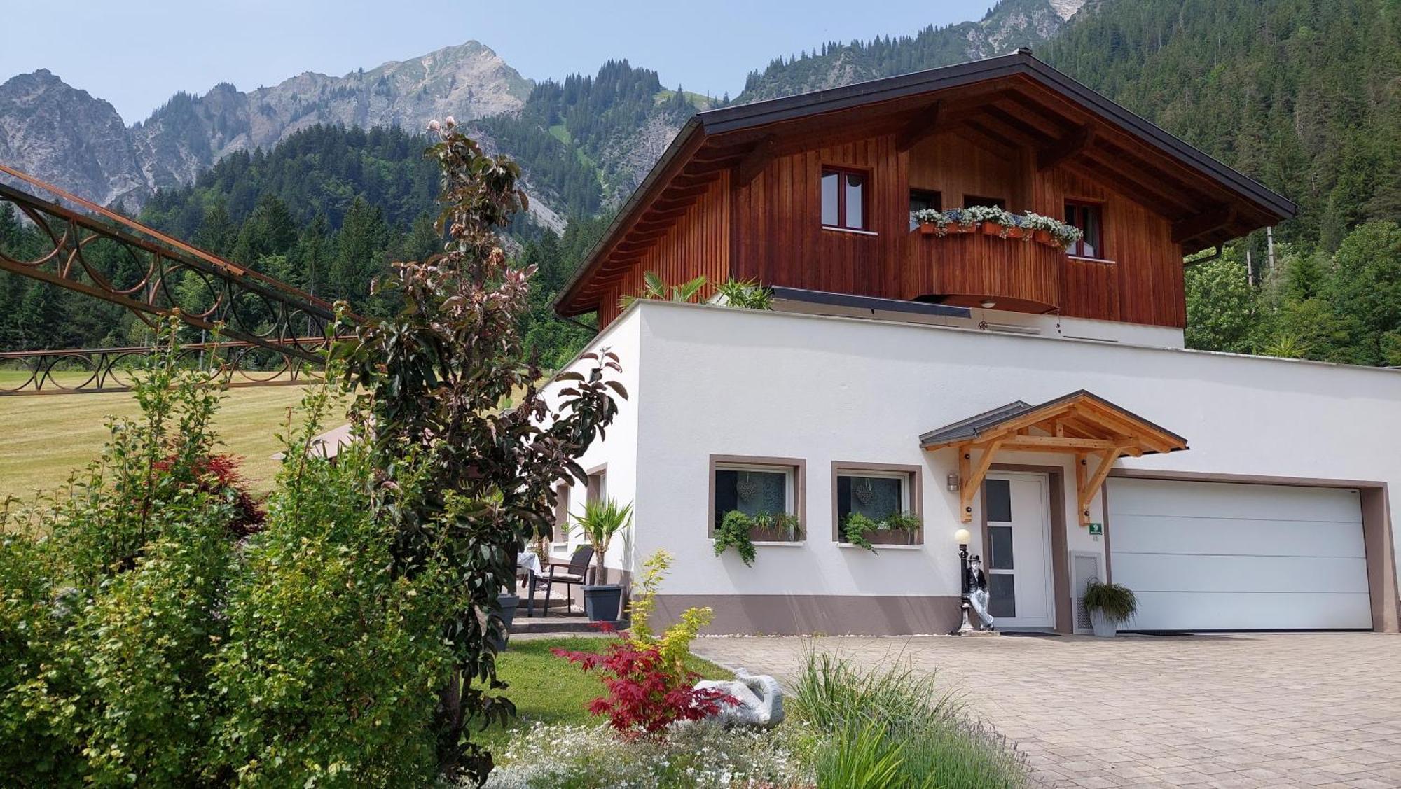 Appartamento Haus Adrian Wald am Arlberg Esterno foto